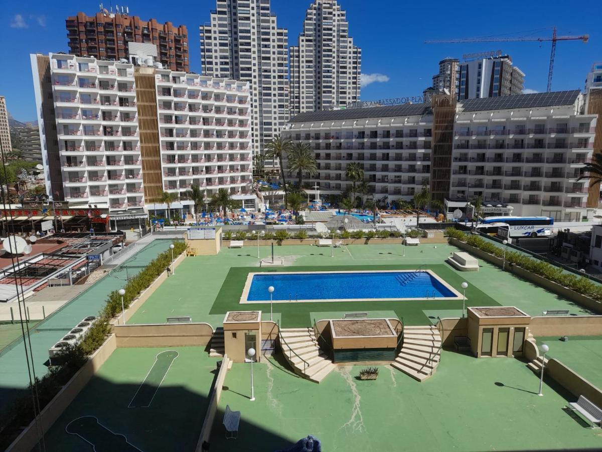 Paraiso Mediterraneo Levante Beach Pool & Parking 베니돔 외부 사진