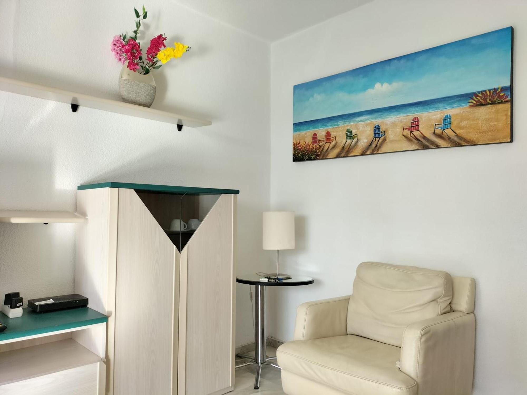 Paraiso Mediterraneo Levante Beach Pool & Parking 베니돔 외부 사진